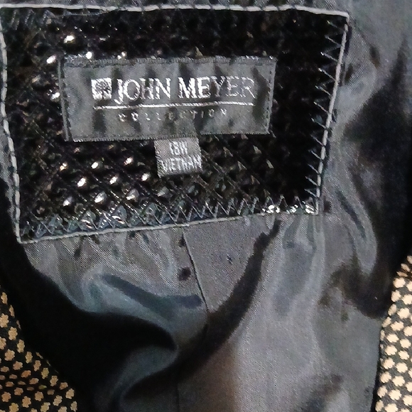 John Meyer Collection Classic Checkered Blazer - Picture 2 of 11